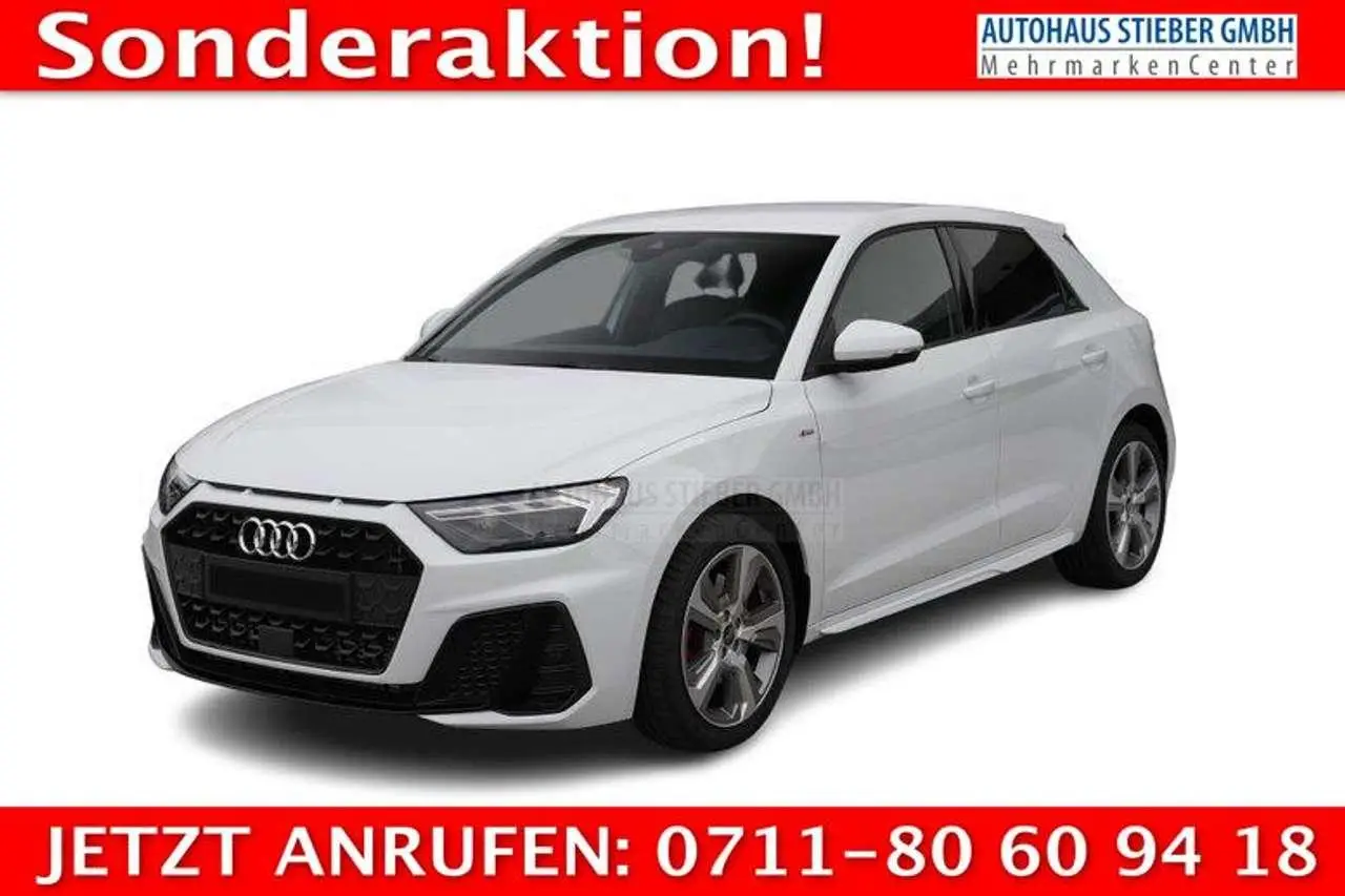 Photo 1 : Audi A1 2023 Essence