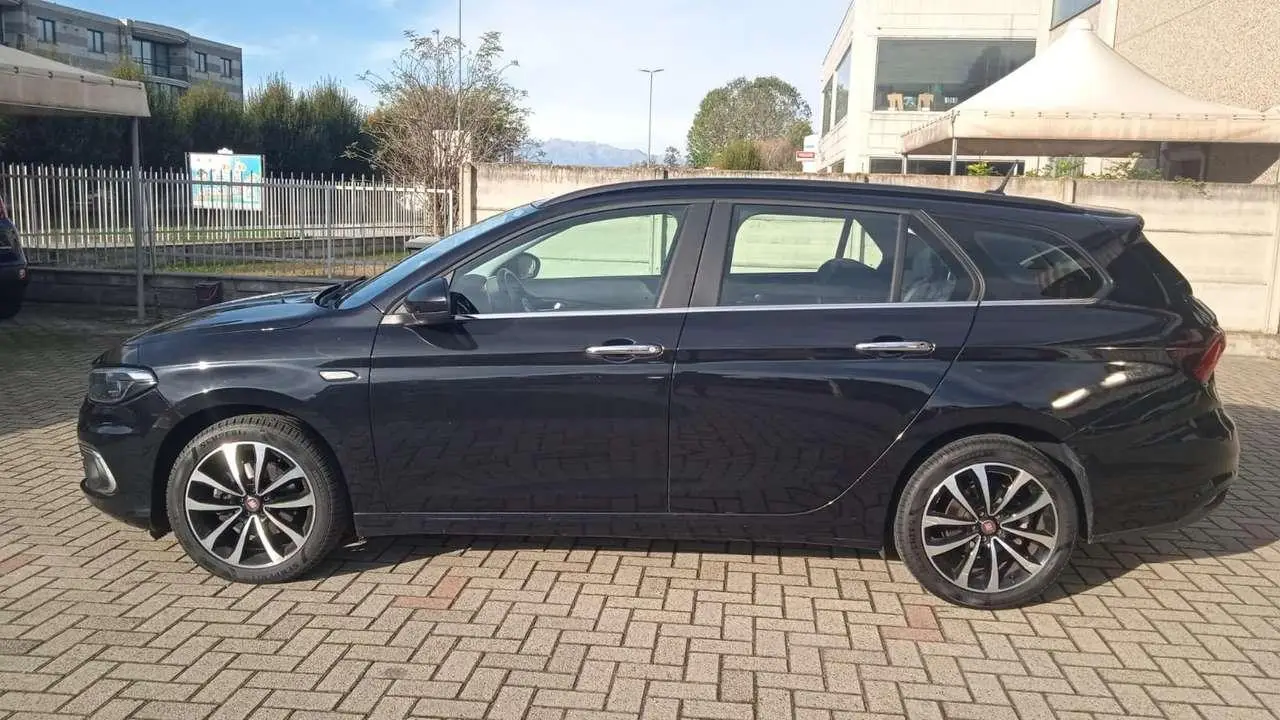 Photo 1 : Fiat Tipo 2018 Diesel