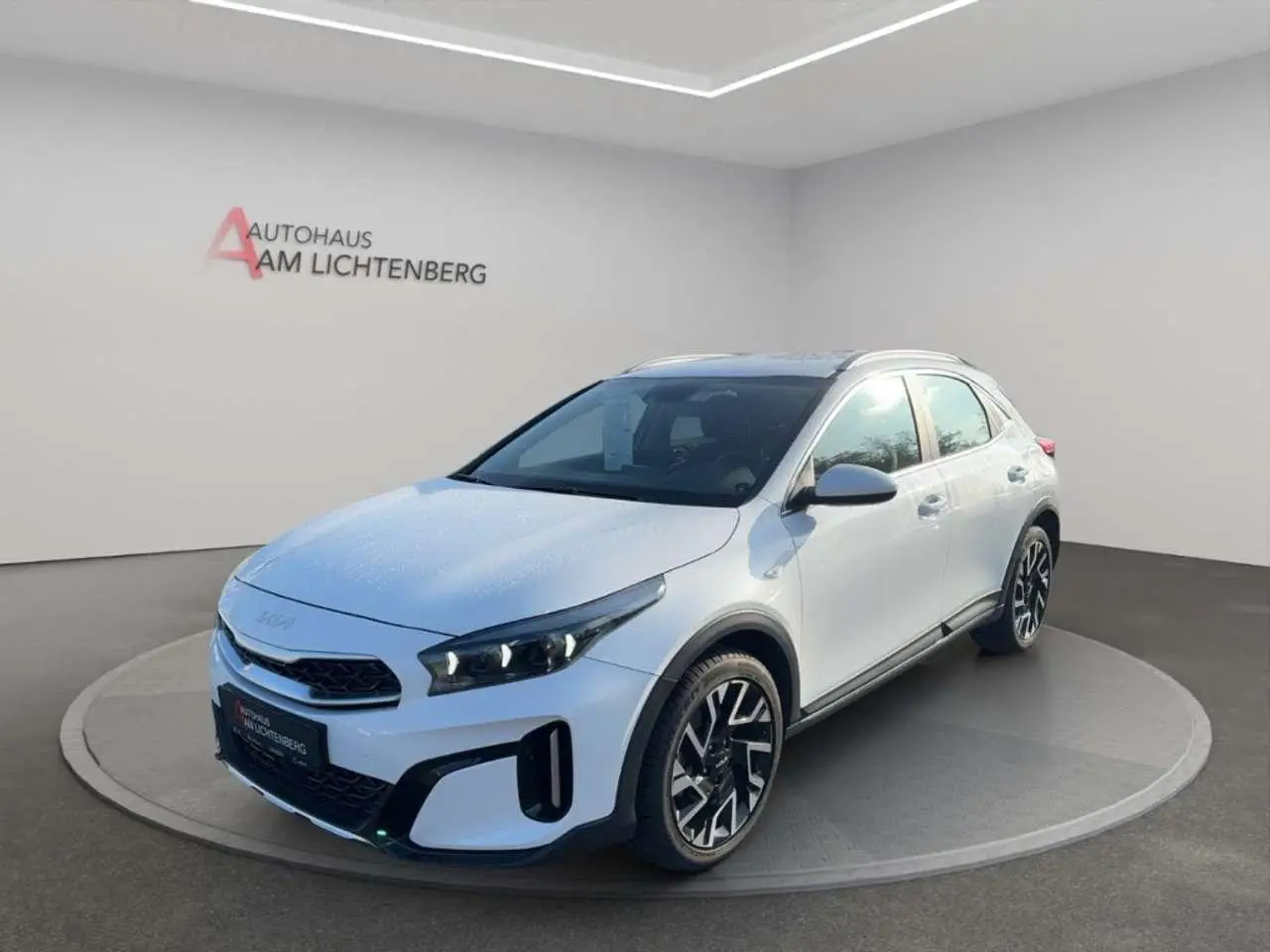 Photo 1 : Kia Xceed 2023 Diesel