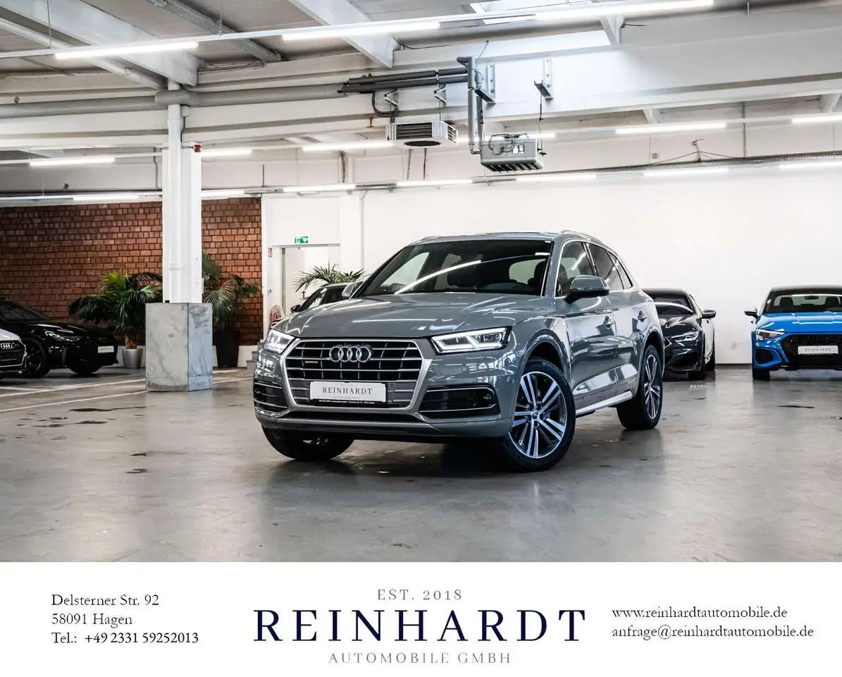 Photo 1 : Audi Q5 2019 Petrol