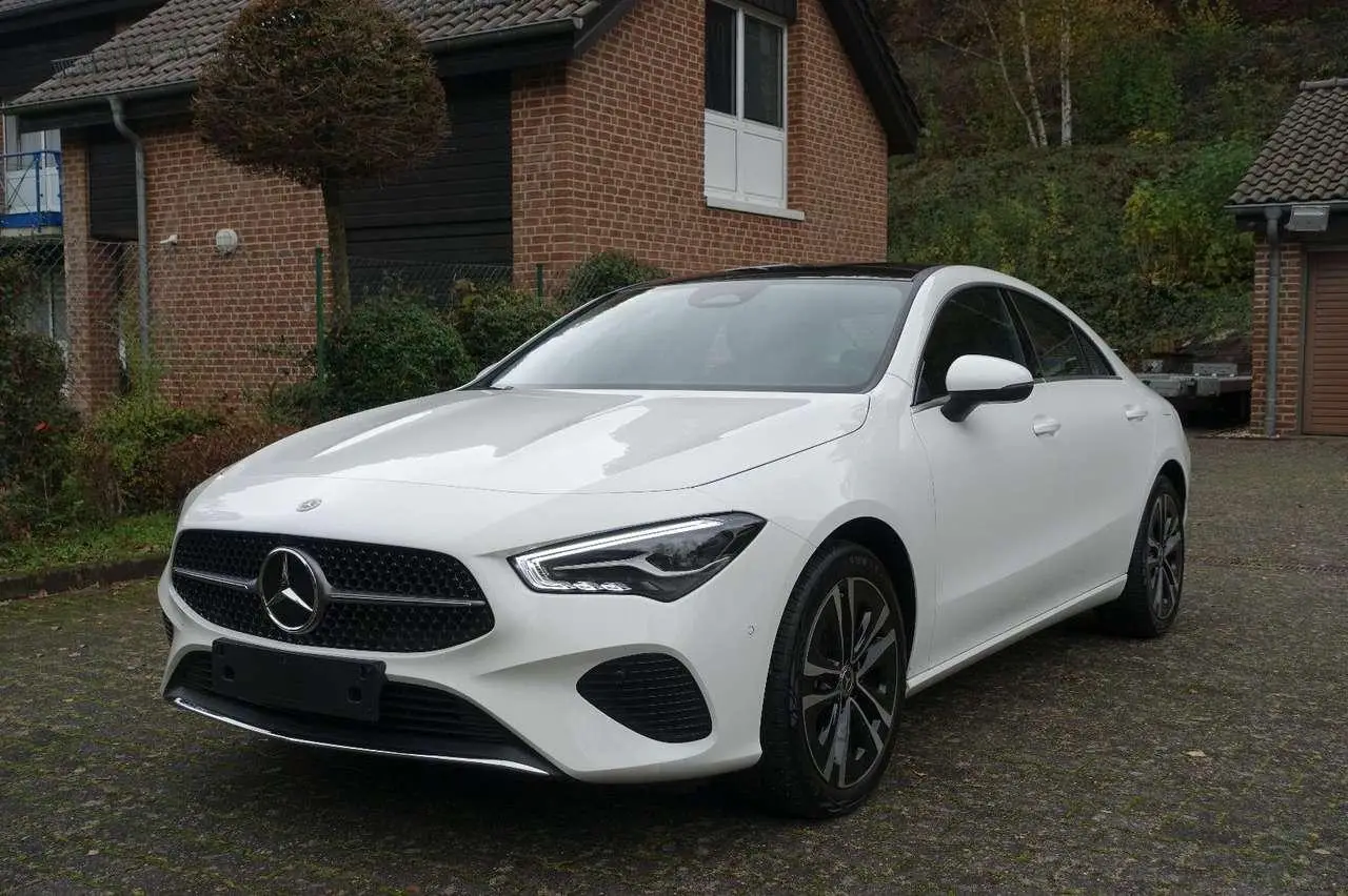 Photo 1 : Mercedes-benz Classe Cla 2023 Petrol