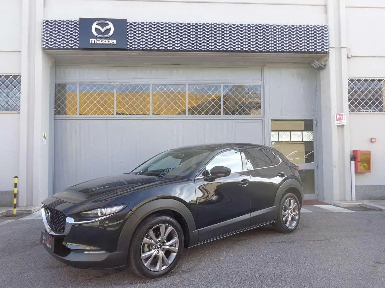 Photo 1 : Mazda Cx-30 2021 Hybride