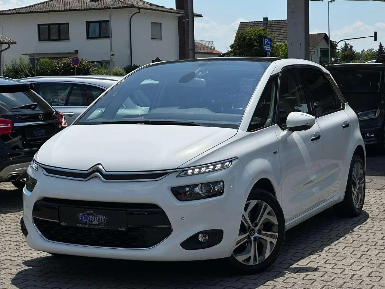 Photo 1 : Citroen C4 2015 Diesel