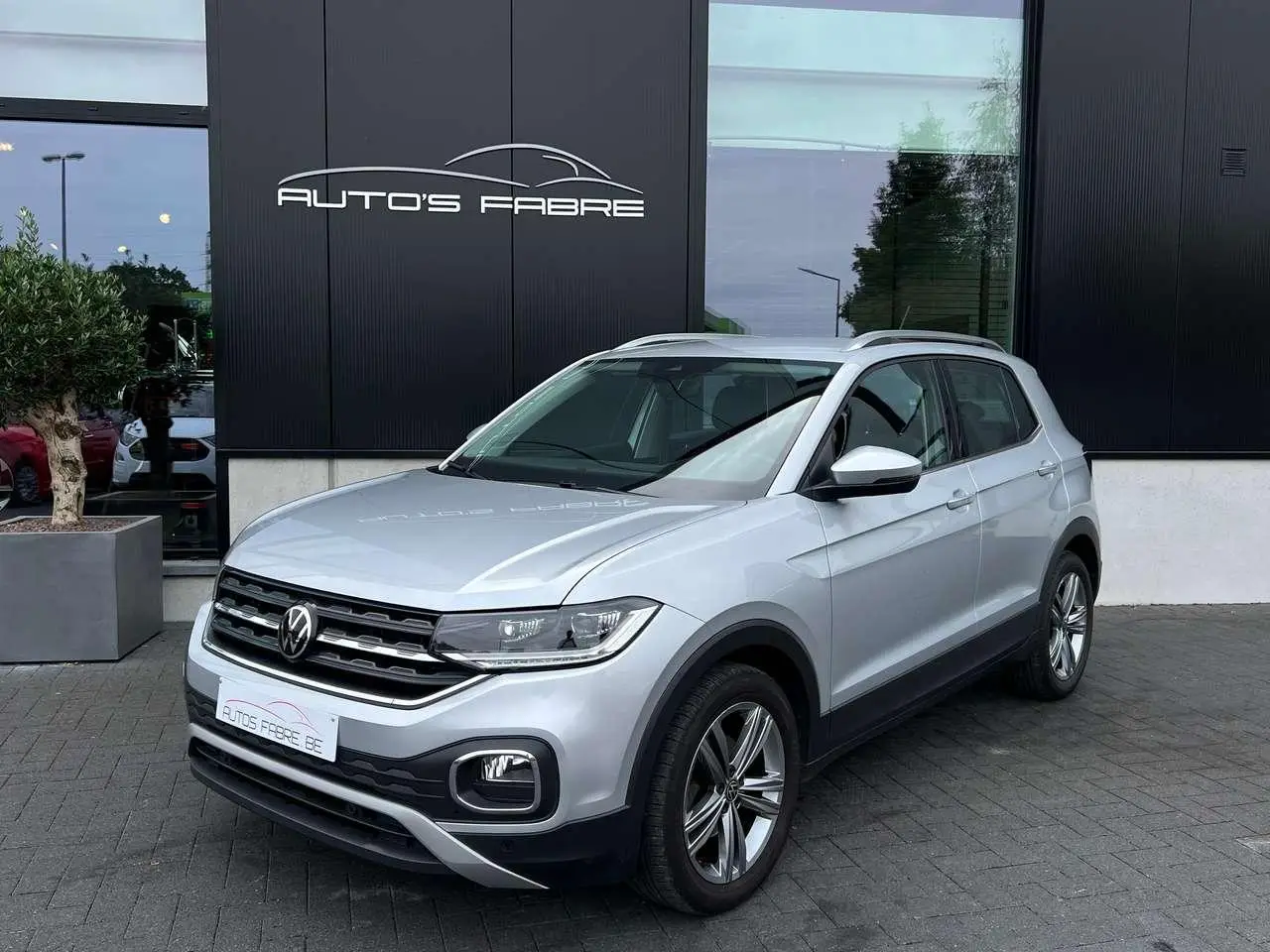 Photo 1 : Volkswagen T-cross 2022 Essence