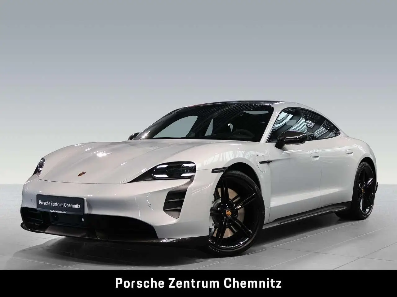 Photo 1 : Porsche Taycan 2023 Electric