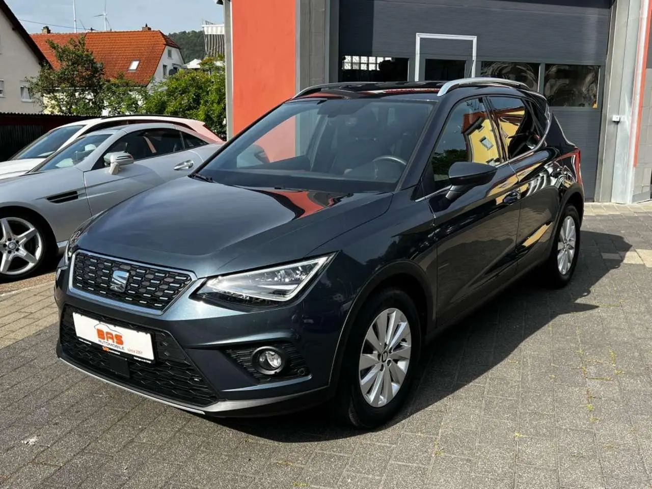 Photo 1 : Seat Arona 2021 Petrol