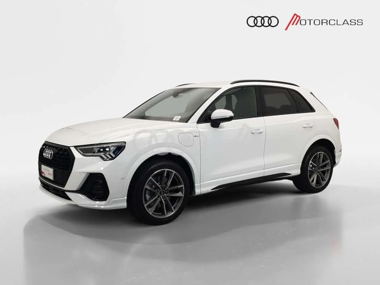 Photo 1 : Audi Q3 2021 Hybride