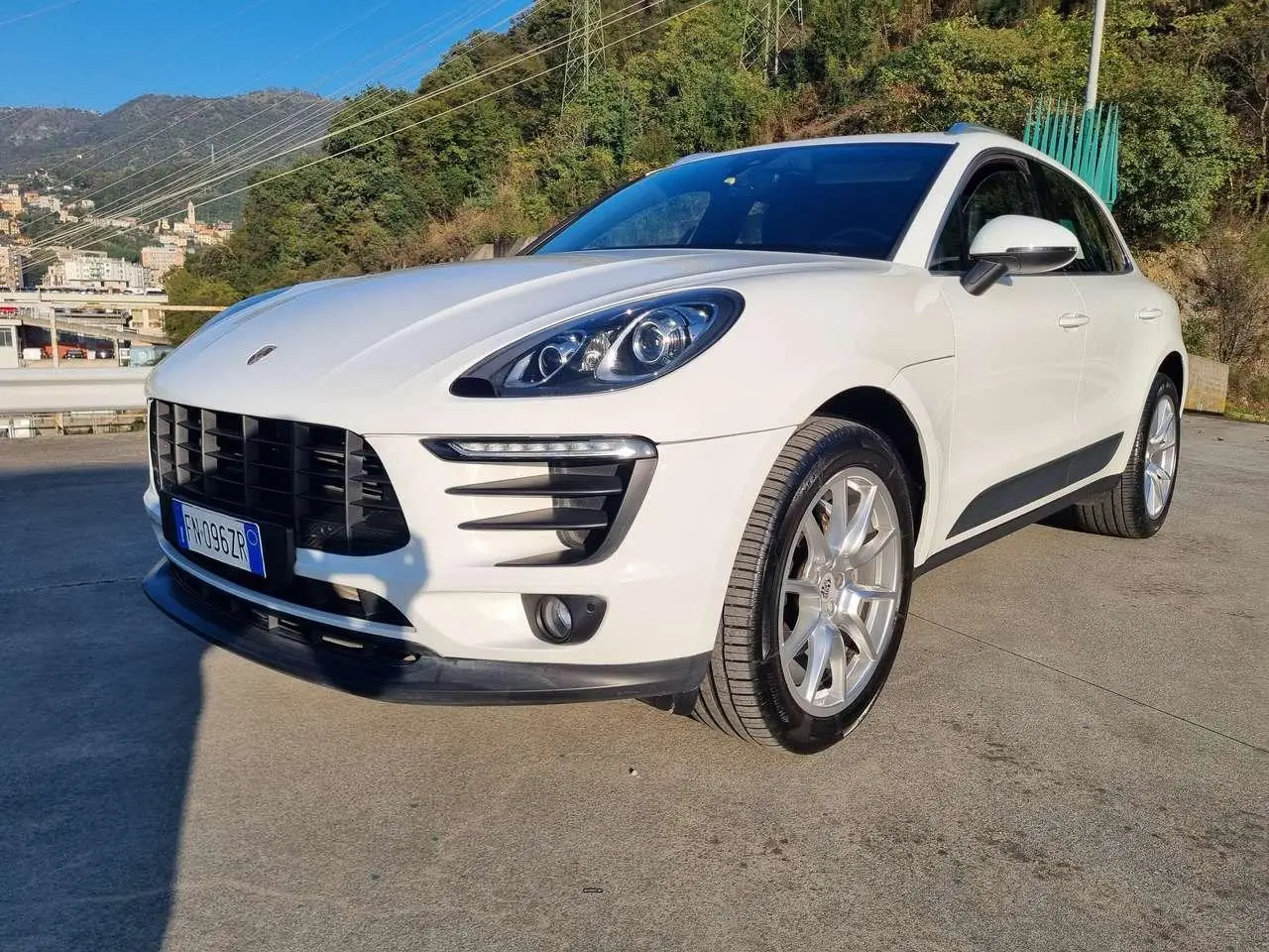 Photo 1 : Porsche Macan 2016 Diesel