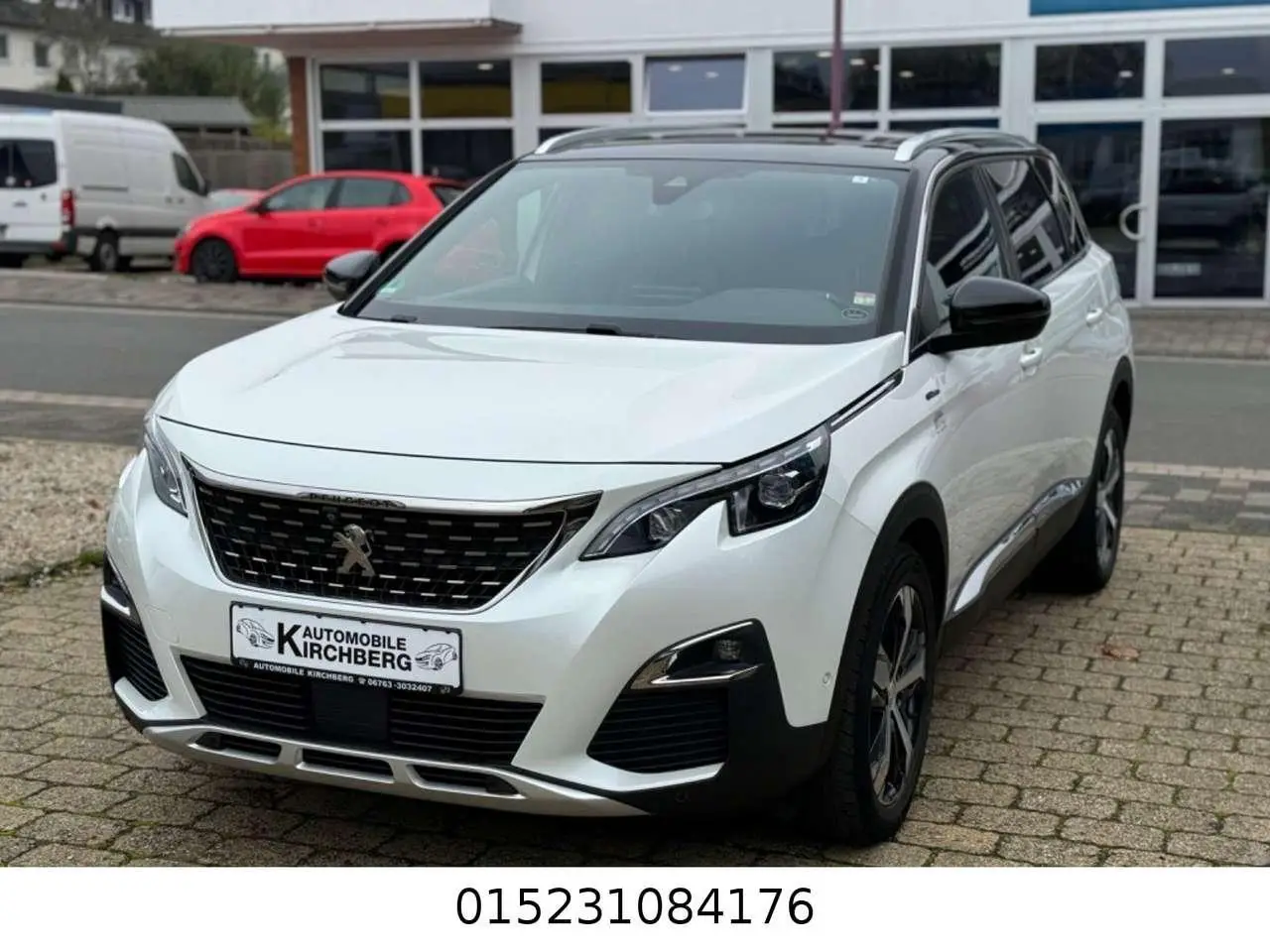 Photo 1 : Peugeot 5008 2018 Essence