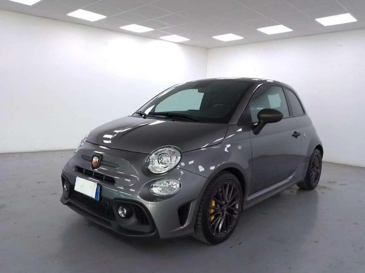 Photo 1 : Abarth 695 2023 Essence