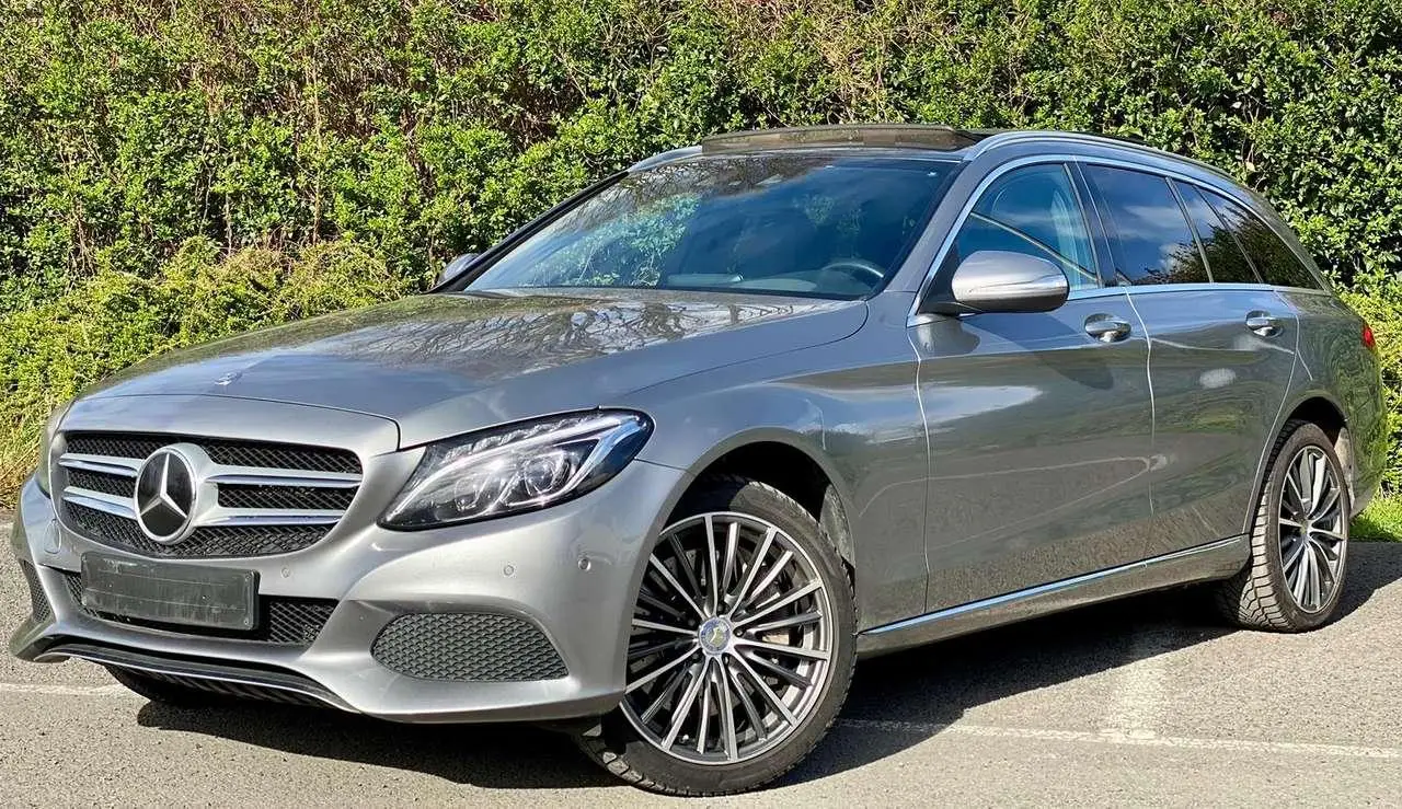 Photo 1 : Mercedes-benz Classe C 2015 Hybride