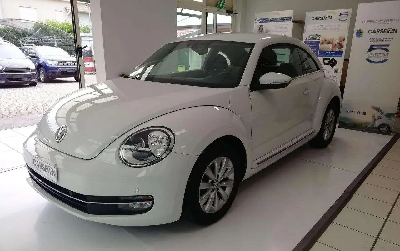 Photo 1 : Volkswagen Maggiolino 2015 Diesel