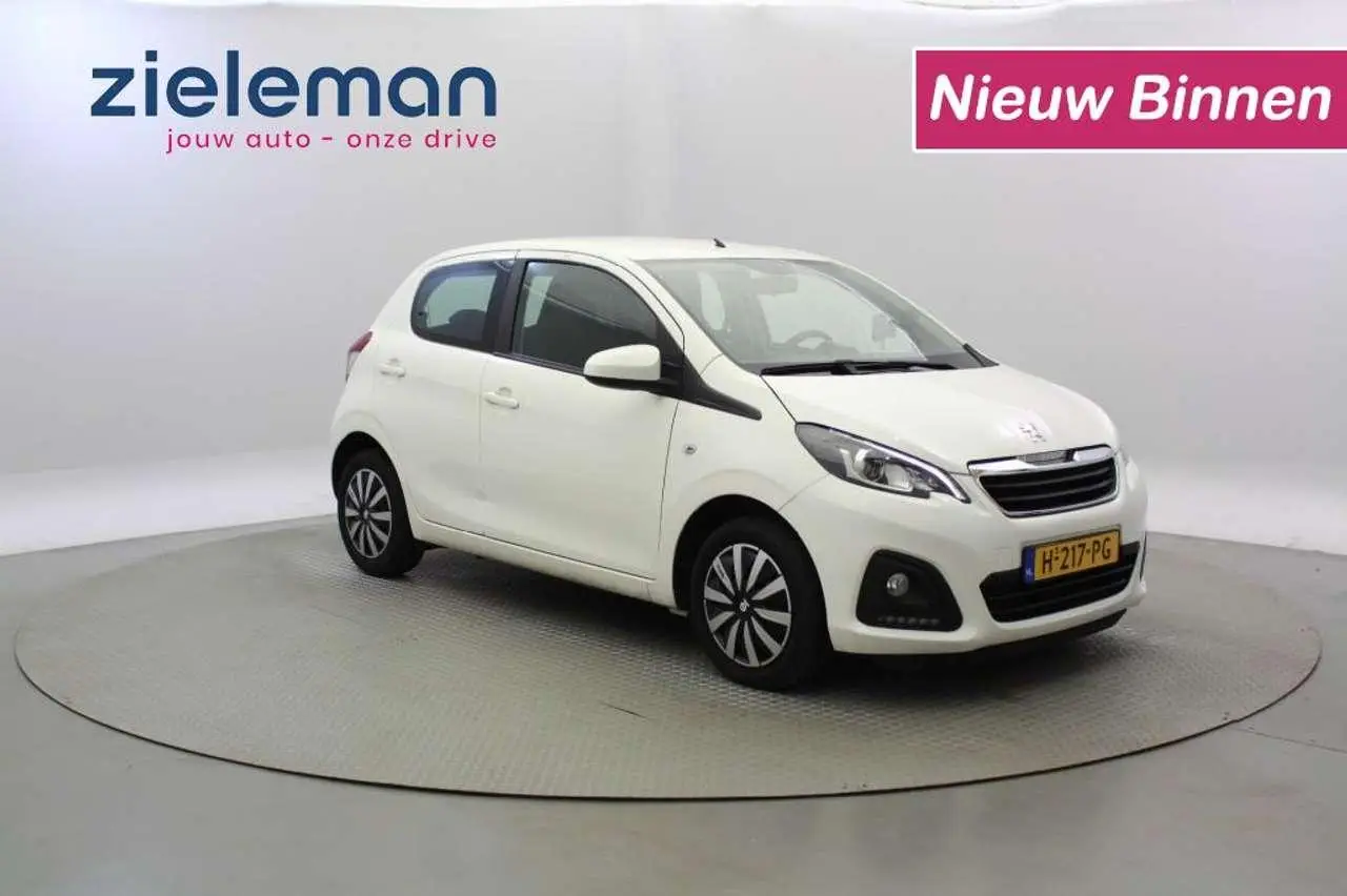 Photo 1 : Peugeot 108 2020 Petrol