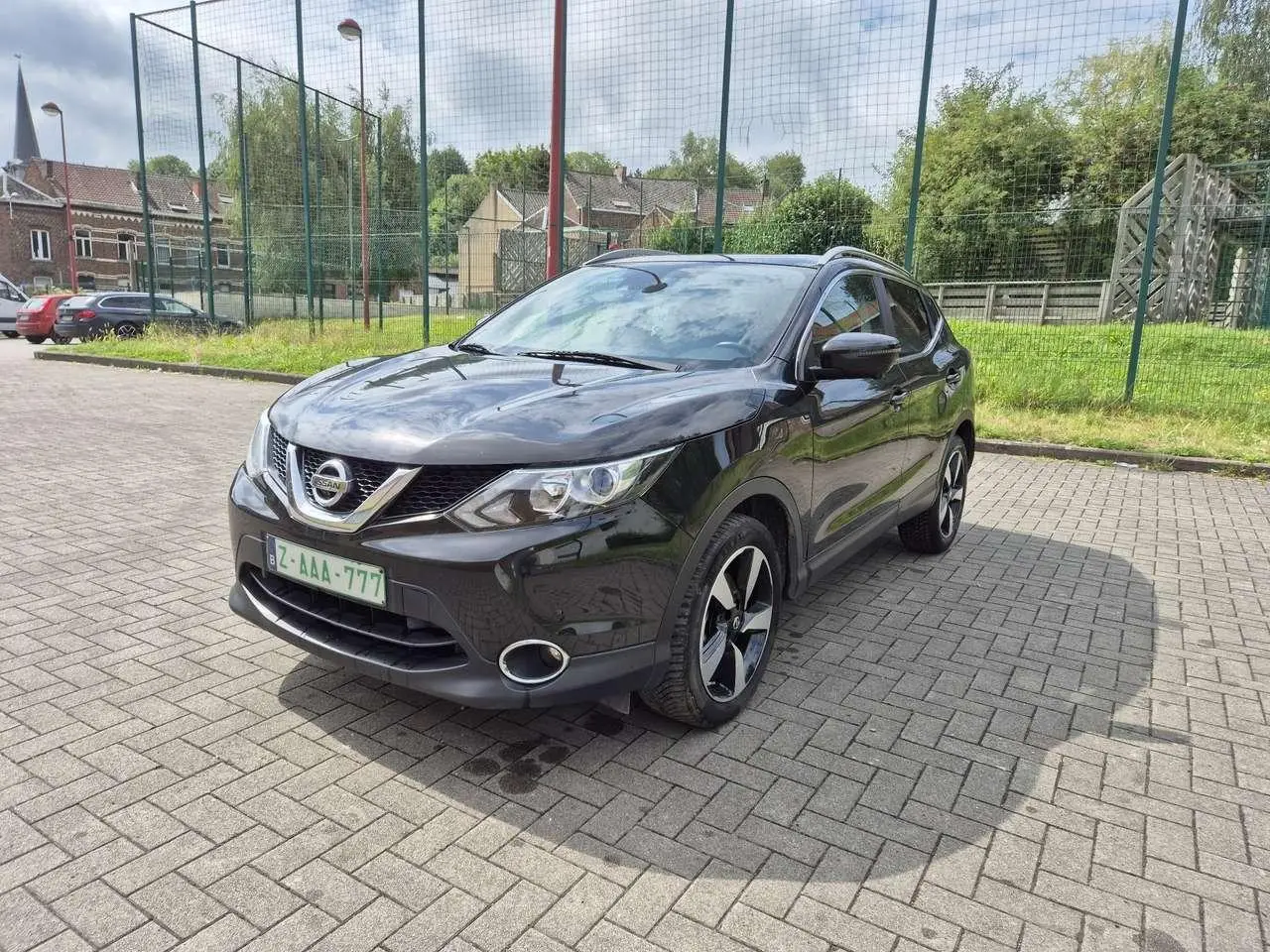 Photo 1 : Nissan Qashqai 2016 Petrol