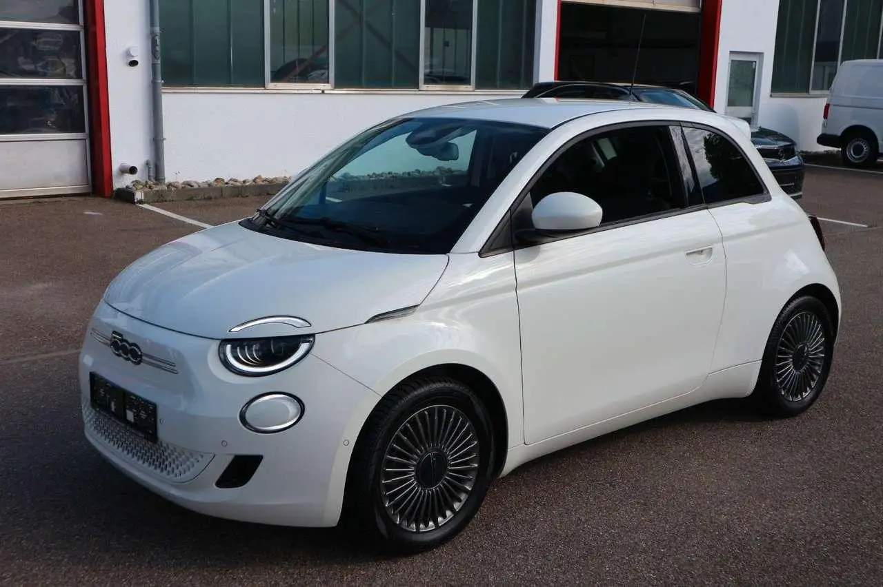 Photo 1 : Fiat 500 2021 Électrique