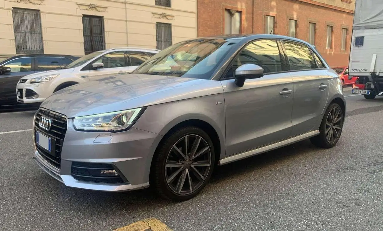 Photo 1 : Audi A1 2018 Diesel