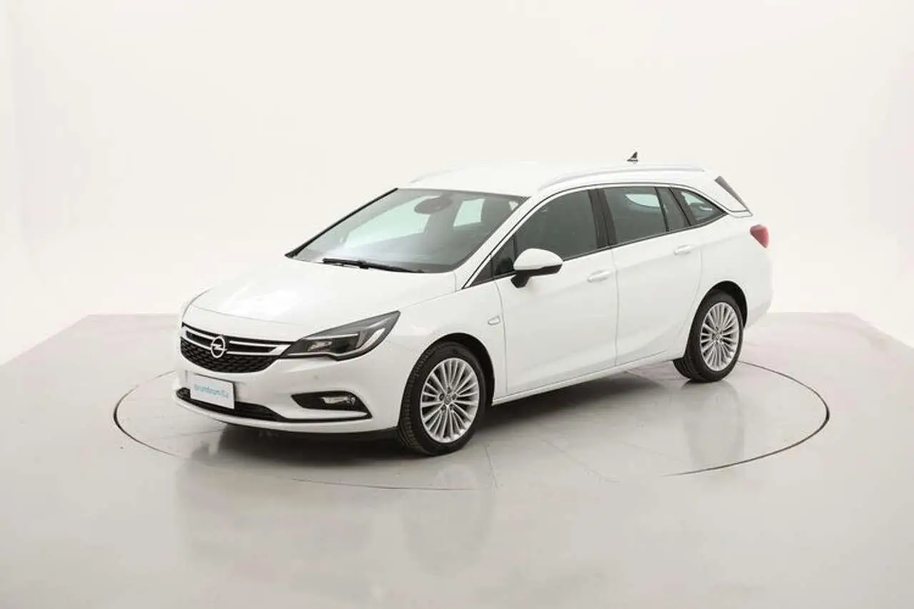 Photo 1 : Opel Astra 2019 Diesel