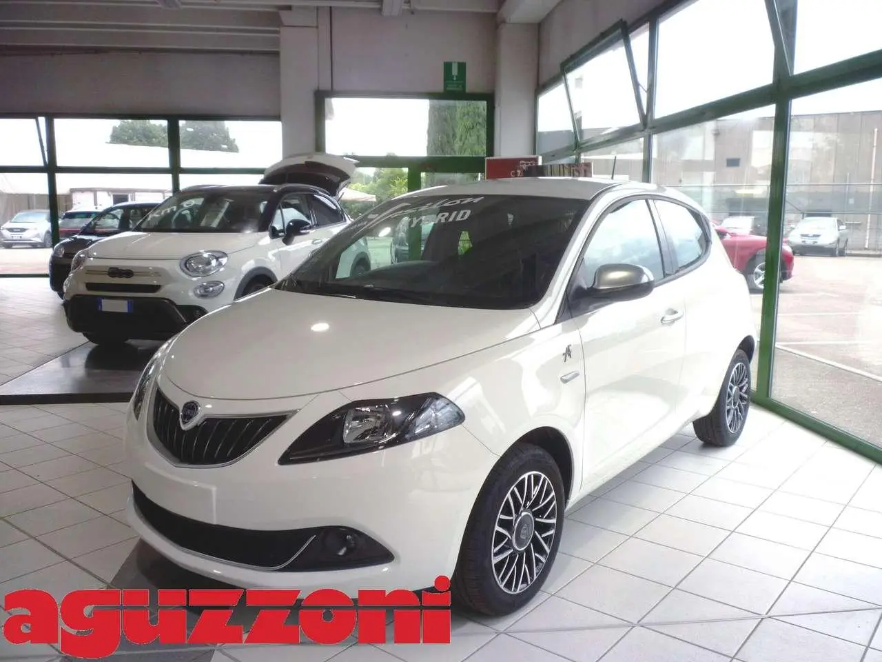 Photo 1 : Lancia Ypsilon 2023 Hybride