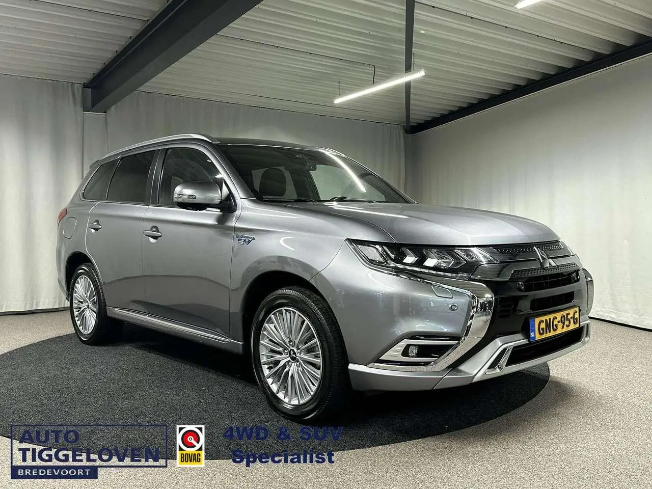 Photo 1 : Mitsubishi Outlander 2020 Hybride