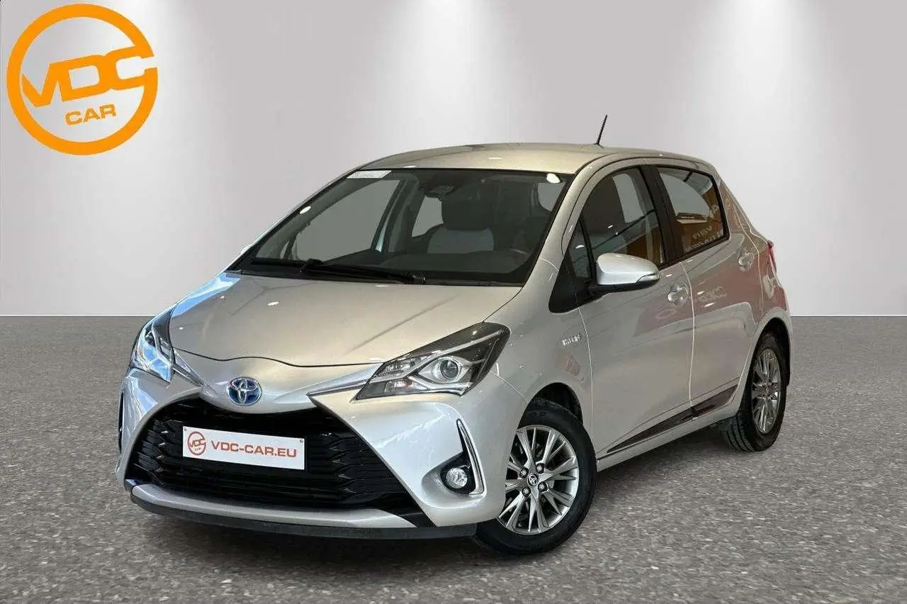 Photo 1 : Toyota Yaris 2018 Hybride