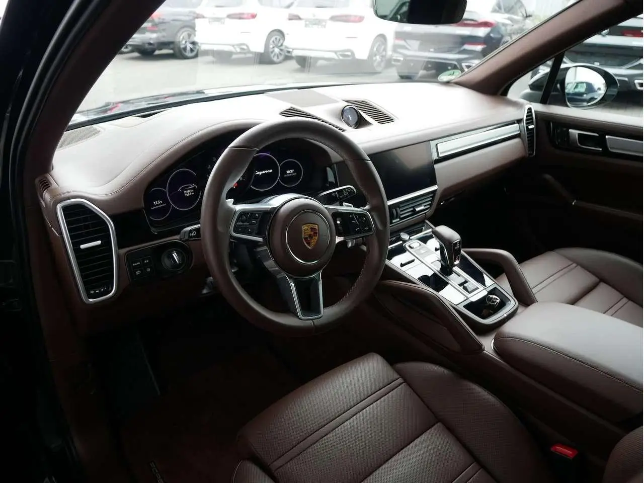 Photo 1 : Porsche Cayenne 2022 Petrol