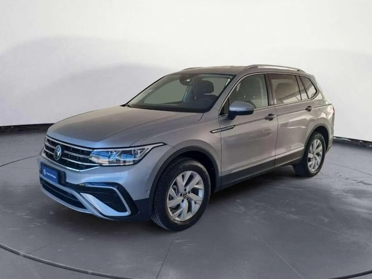 Photo 1 : Volkswagen Tiguan 2024 Diesel