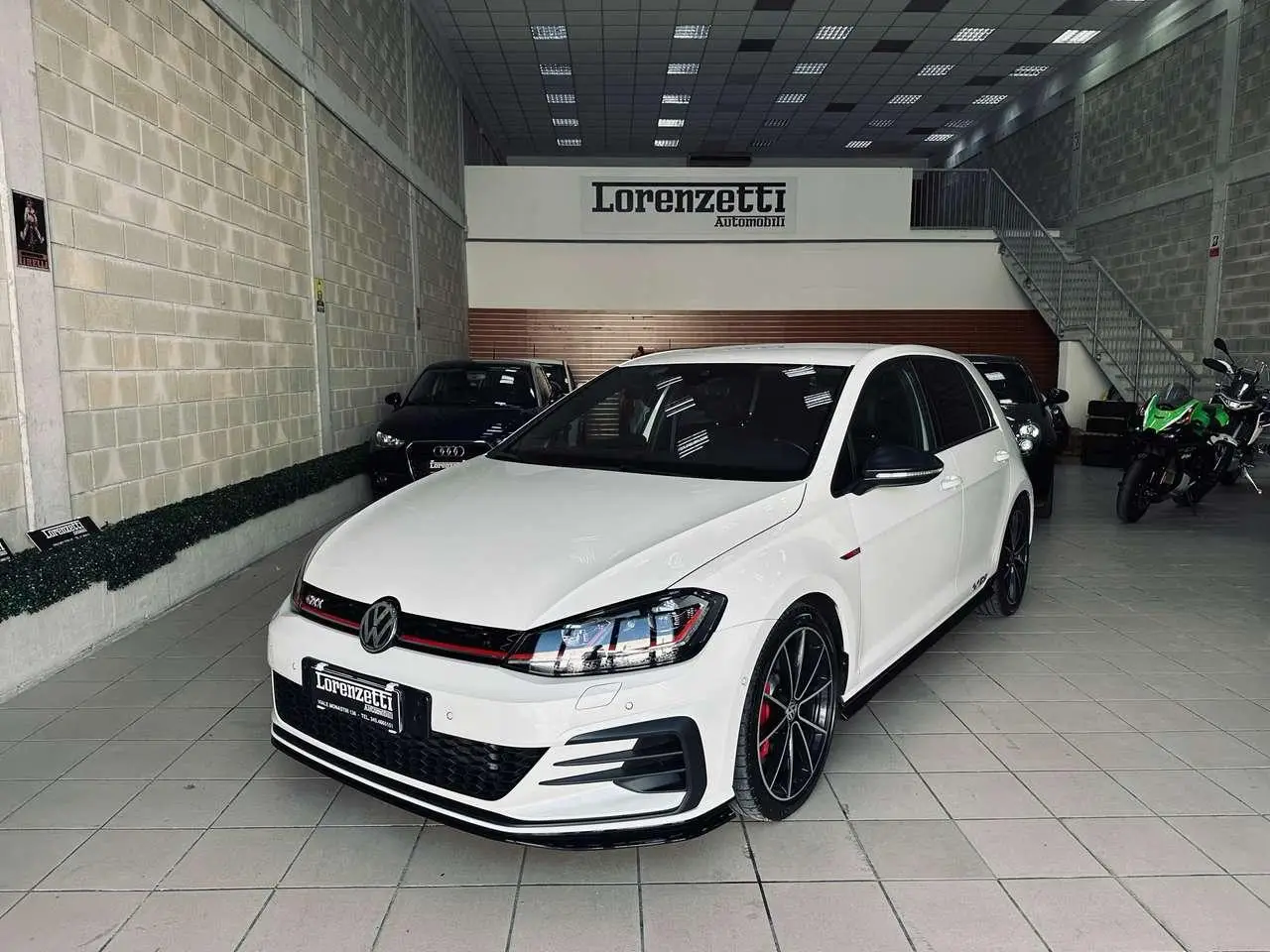 Photo 1 : Volkswagen Golf 2019 Petrol