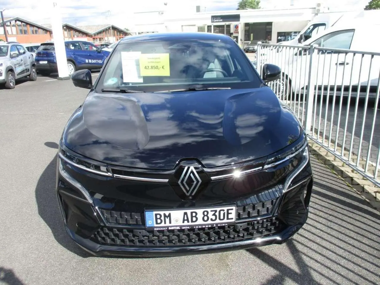 Photo 1 : Renault Megane 2023 Electric