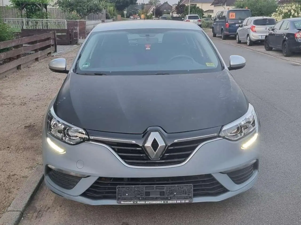 Photo 1 : Renault Megane 2019 Essence