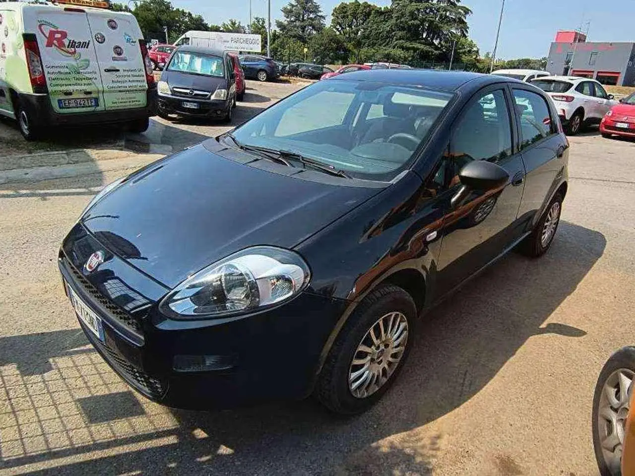 Photo 1 : Fiat Punto 2018 Others