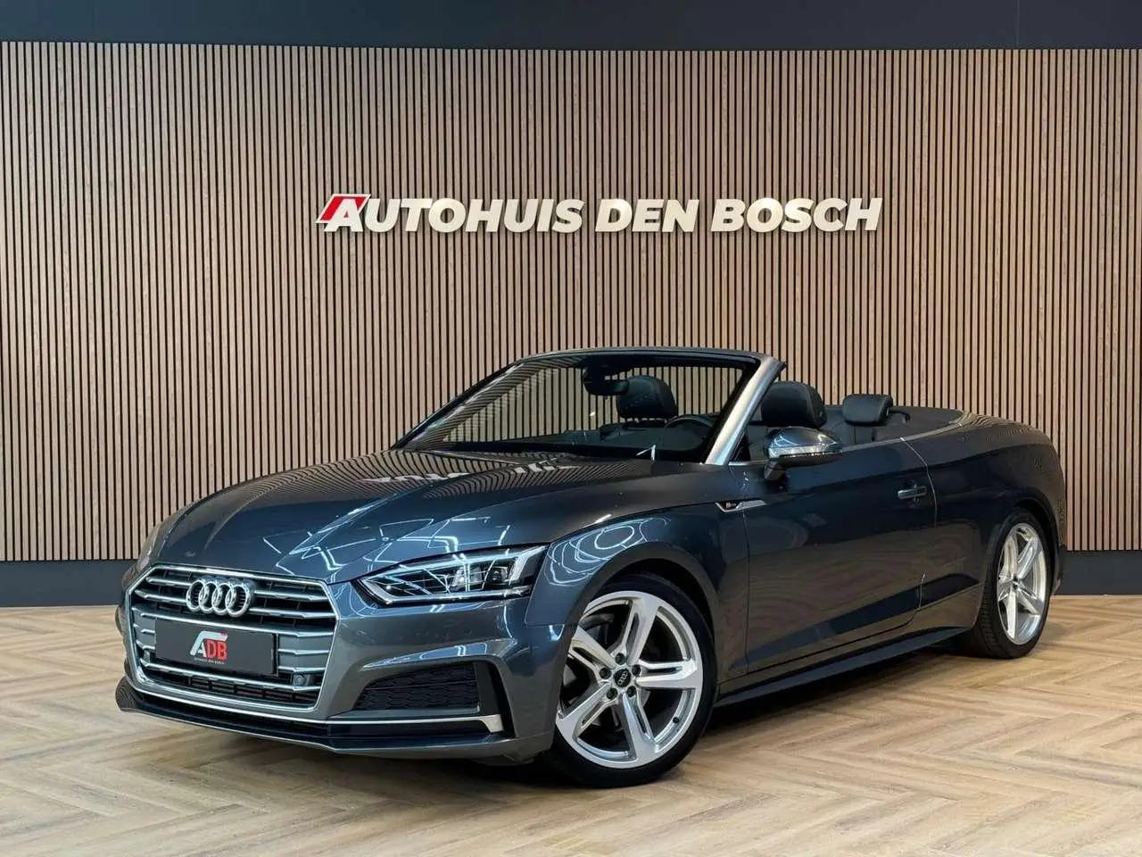 Photo 1 : Audi A5 2019 Hybride