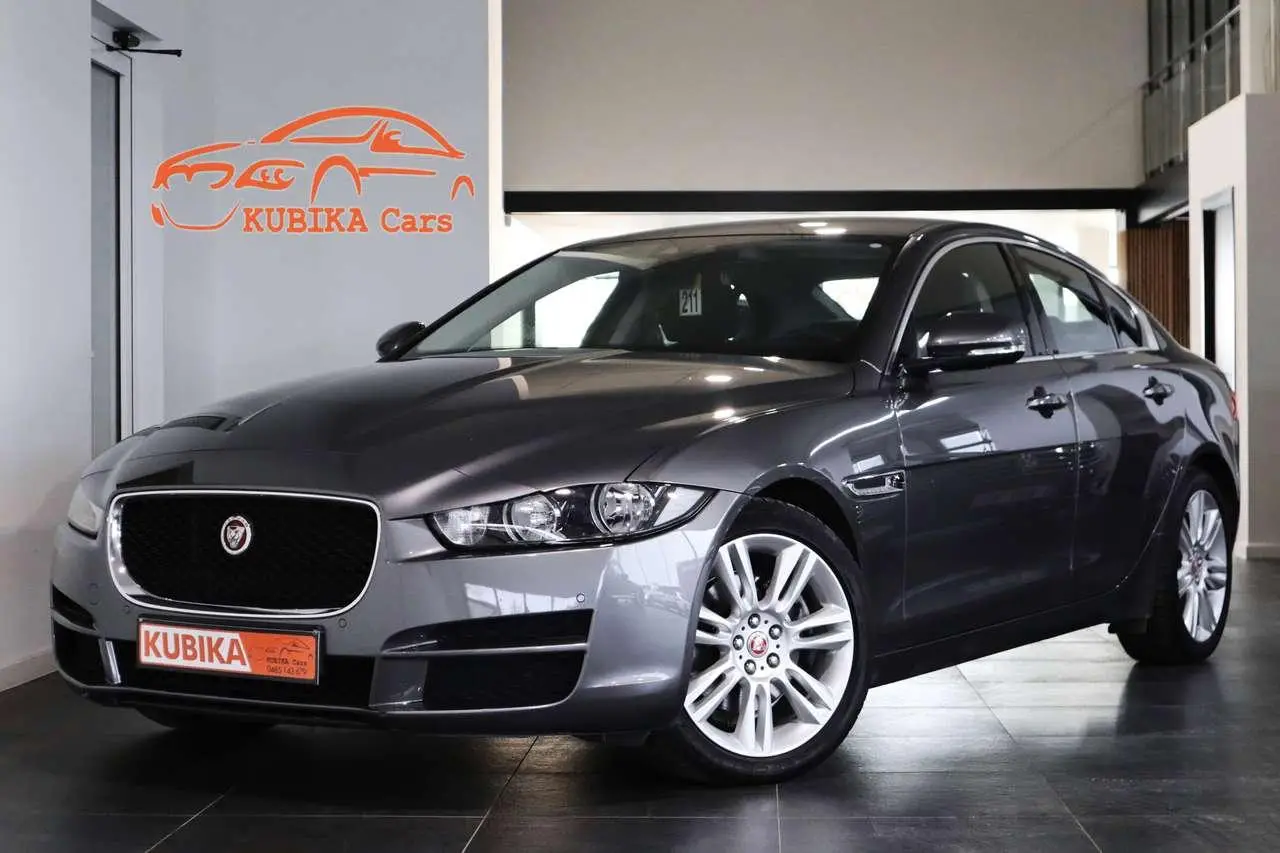 Photo 1 : Jaguar Xe 2016 Diesel