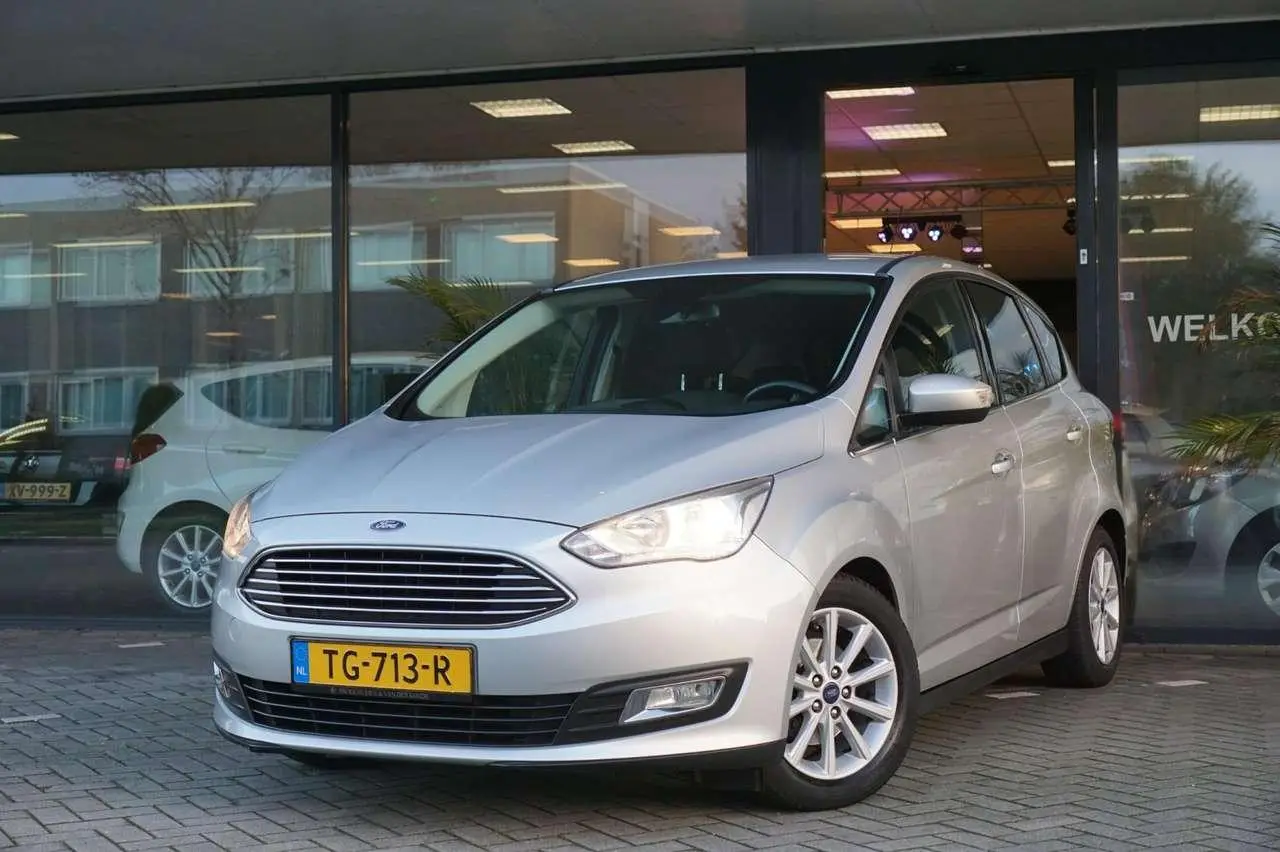 Photo 1 : Ford C-max 2017 Petrol