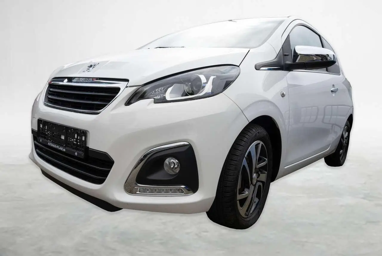 Photo 1 : Peugeot 108 2015 Petrol