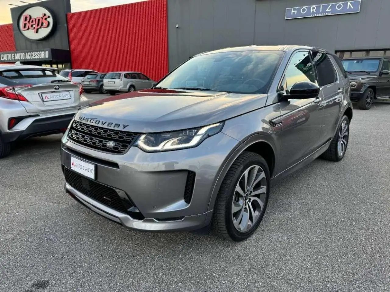 Photo 1 : Land Rover Discovery 2021 Hybrid