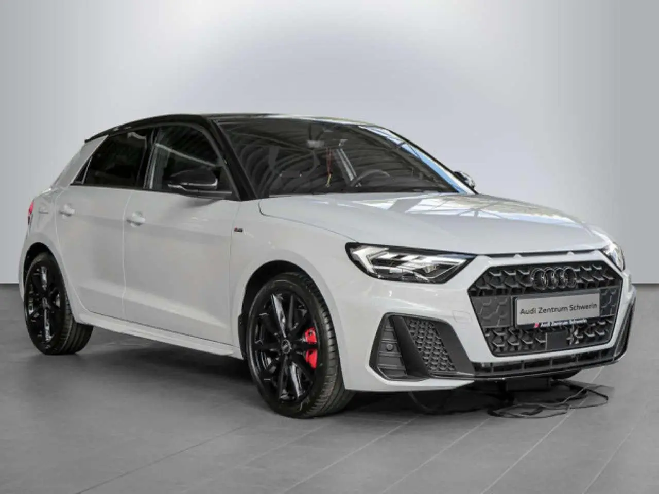 Photo 1 : Audi A1 2022 Essence