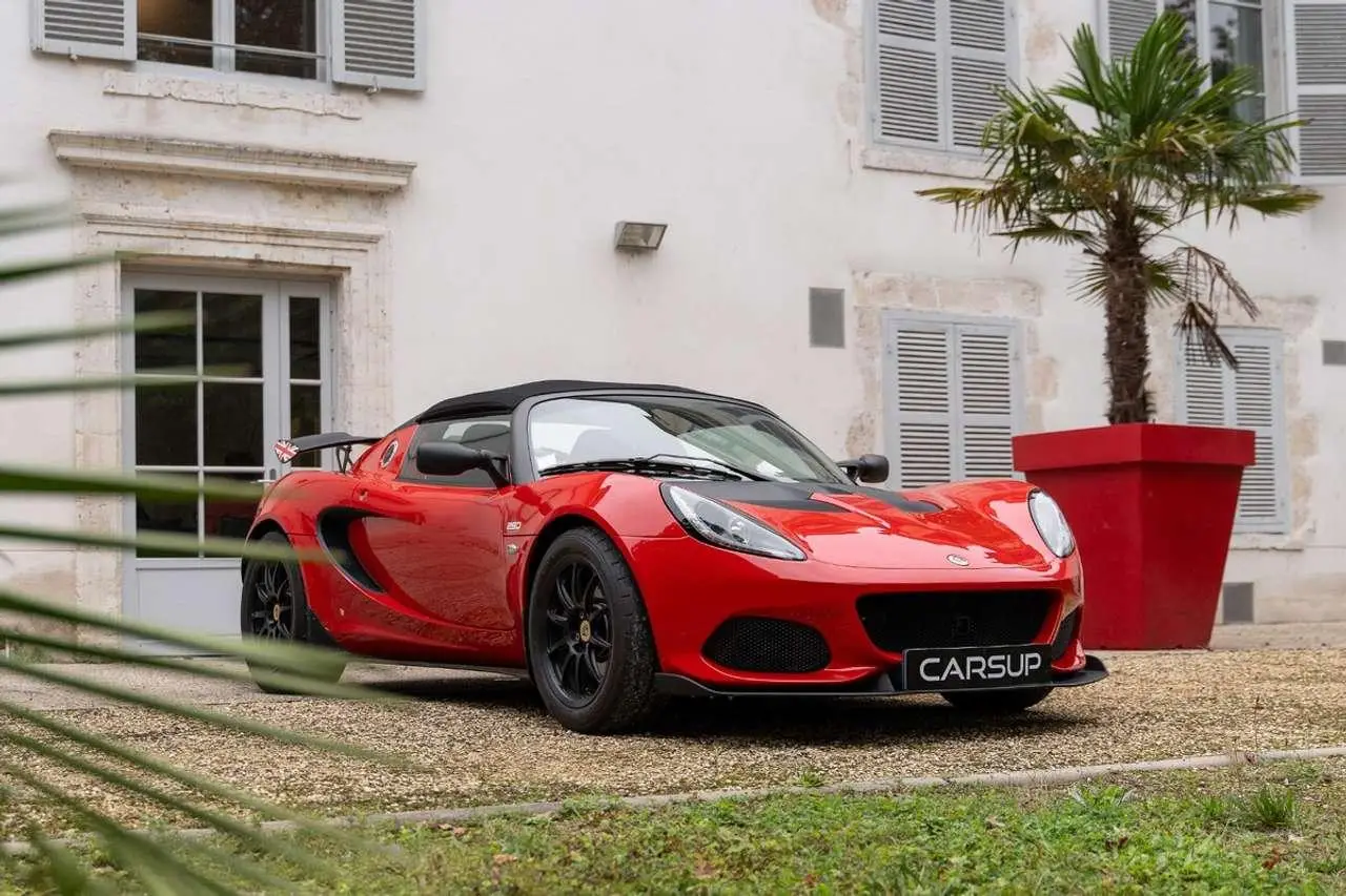 Photo 1 : Lotus Elise 2021 Essence