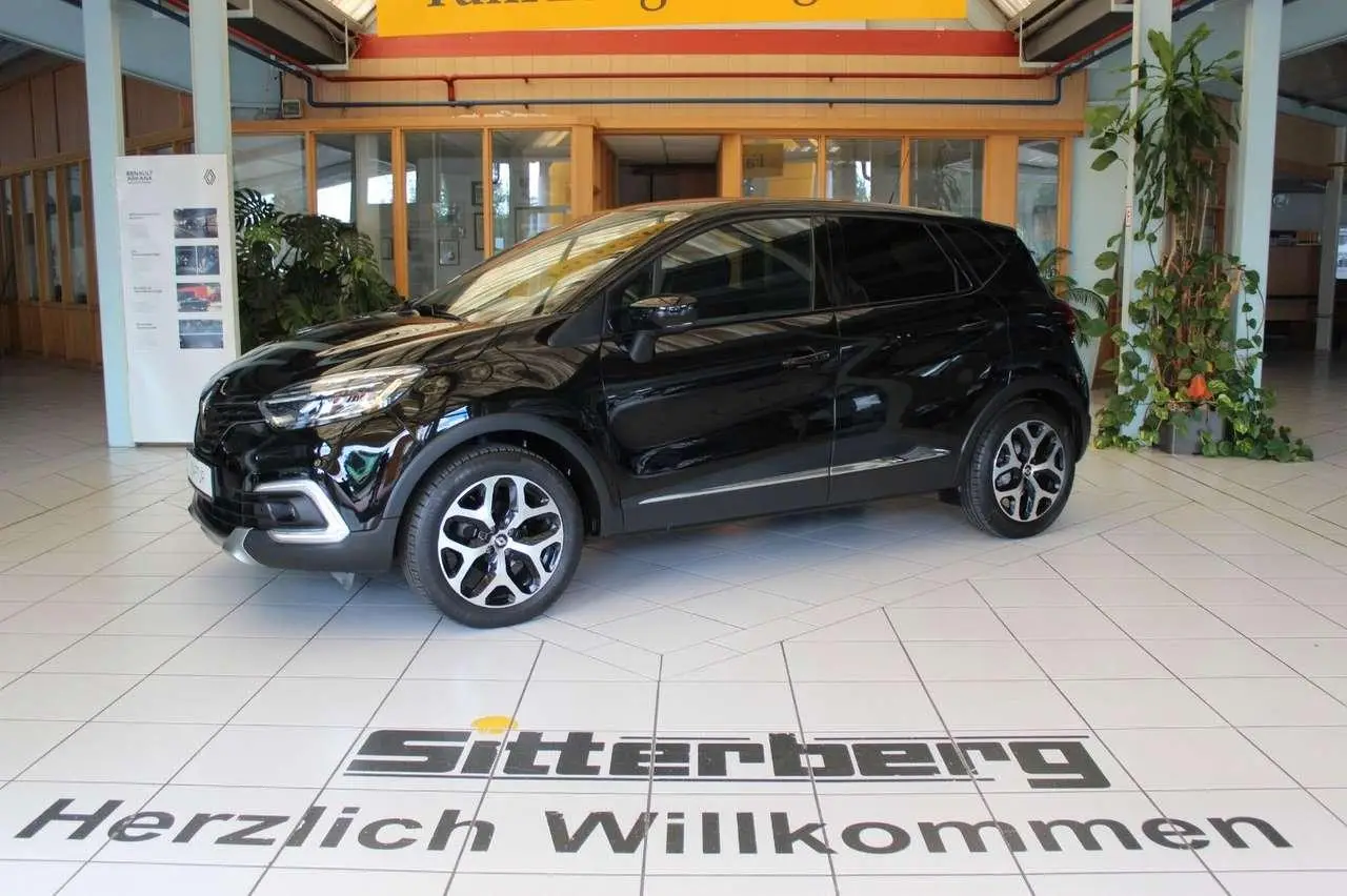 Photo 1 : Renault Captur 2018 Essence