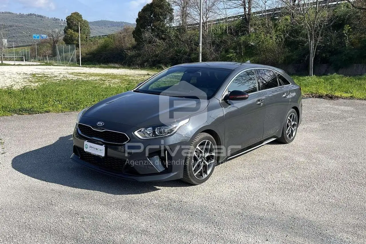 Photo 1 : Kia Proceed 2021 Essence