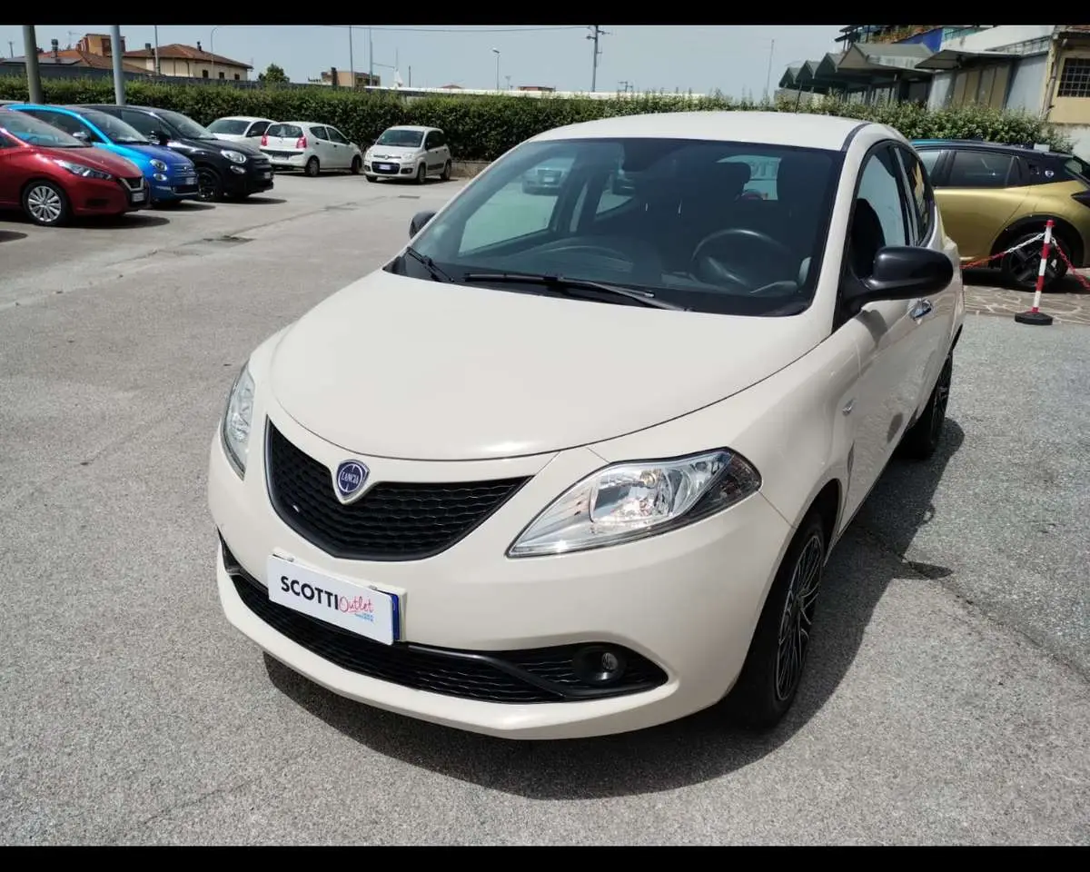 Photo 1 : Lancia Ypsilon 2018 Diesel