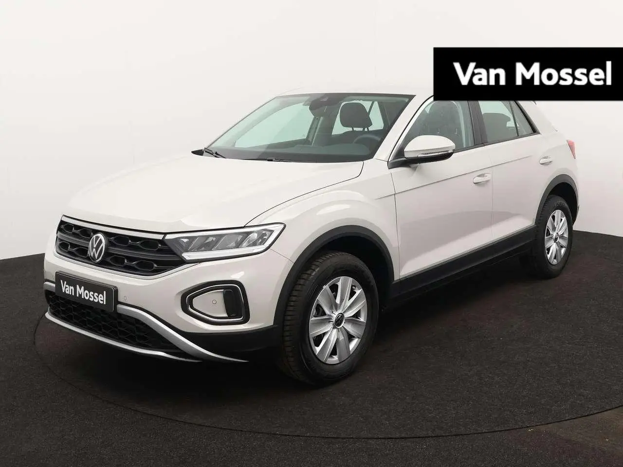 Photo 1 : Volkswagen T-roc 2024 Essence