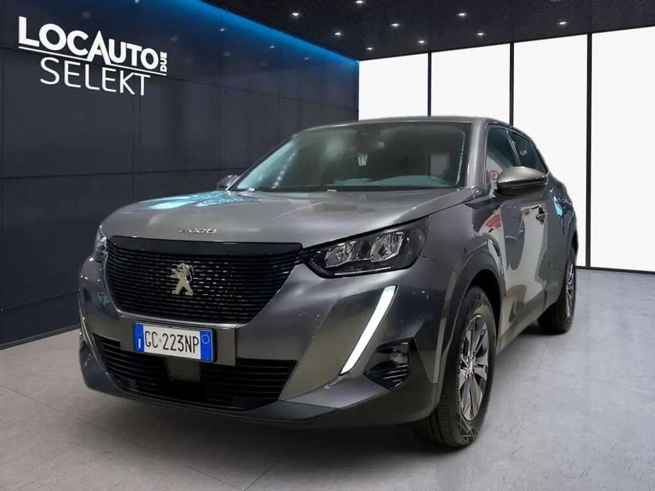 Photo 1 : Peugeot 2008 2020 Petrol