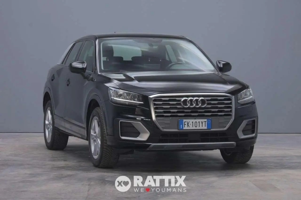 Photo 1 : Audi Q2 2017 Diesel