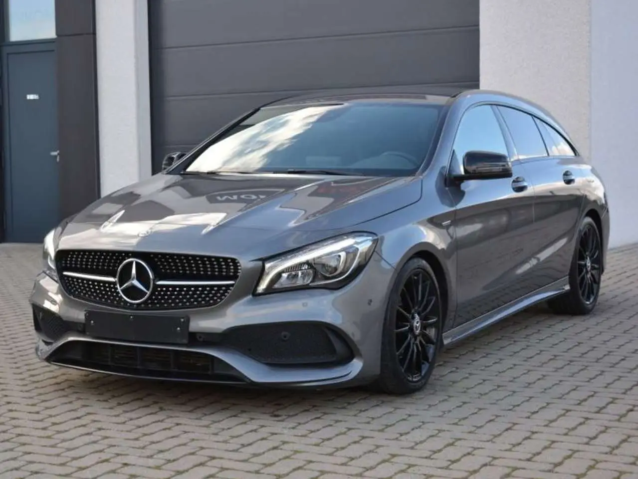 Photo 1 : Mercedes-benz Classe Cla 2019 Essence