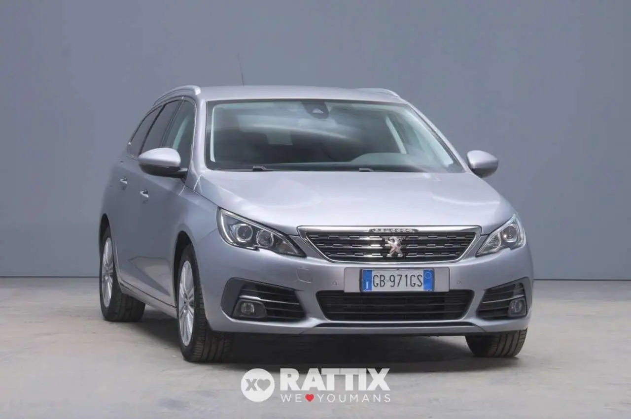 Photo 1 : Peugeot 308 2021 Essence