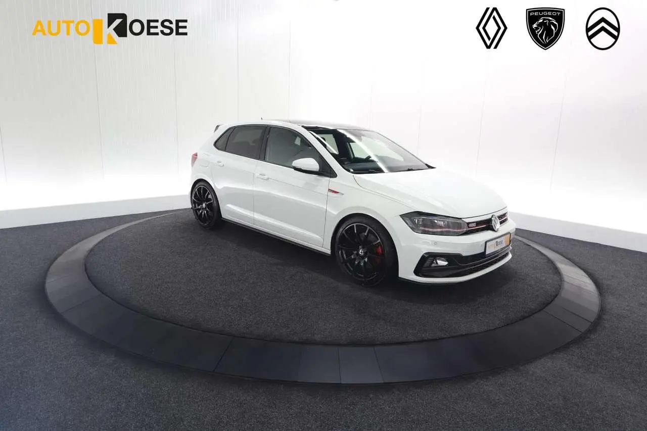 Photo 1 : Volkswagen Polo 2019 Essence