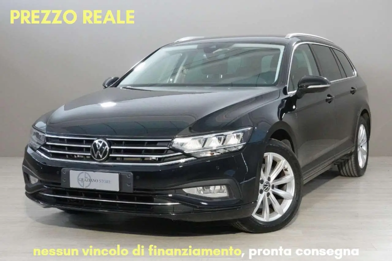 Photo 1 : Volkswagen Passat 2021 Diesel