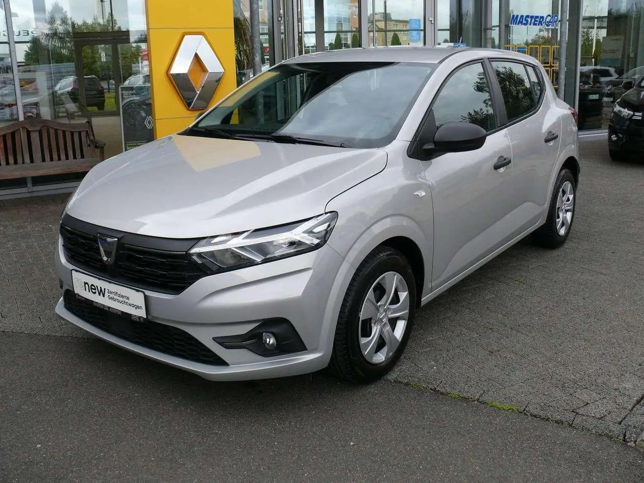 Photo 1 : Dacia Sandero 2021 Petrol