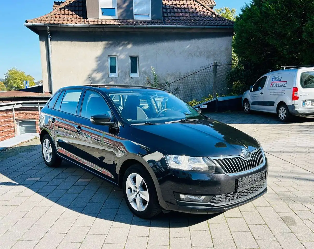 Photo 1 : Skoda Rapid 2018 Essence