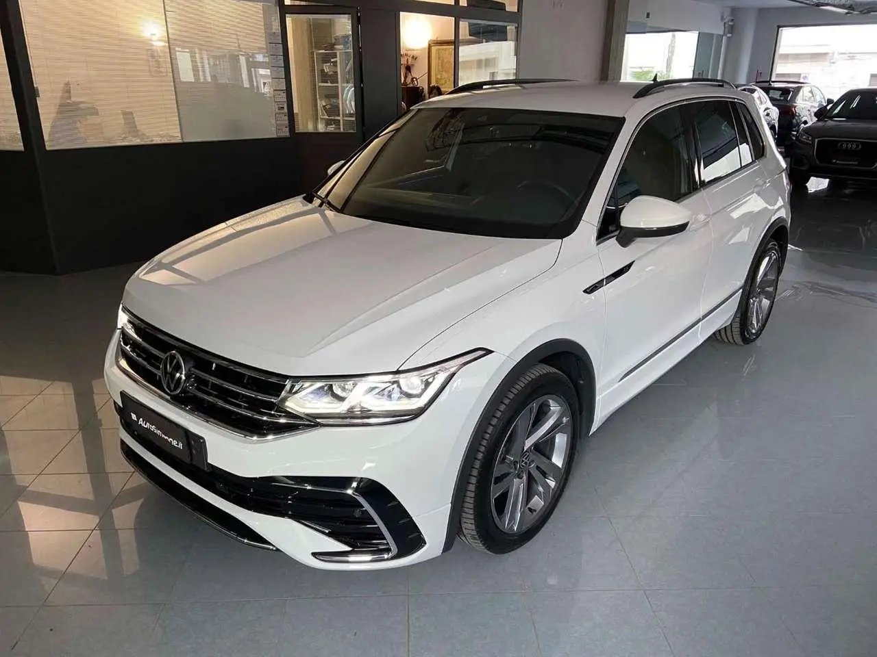 Photo 1 : Volkswagen Tiguan 2021 Diesel